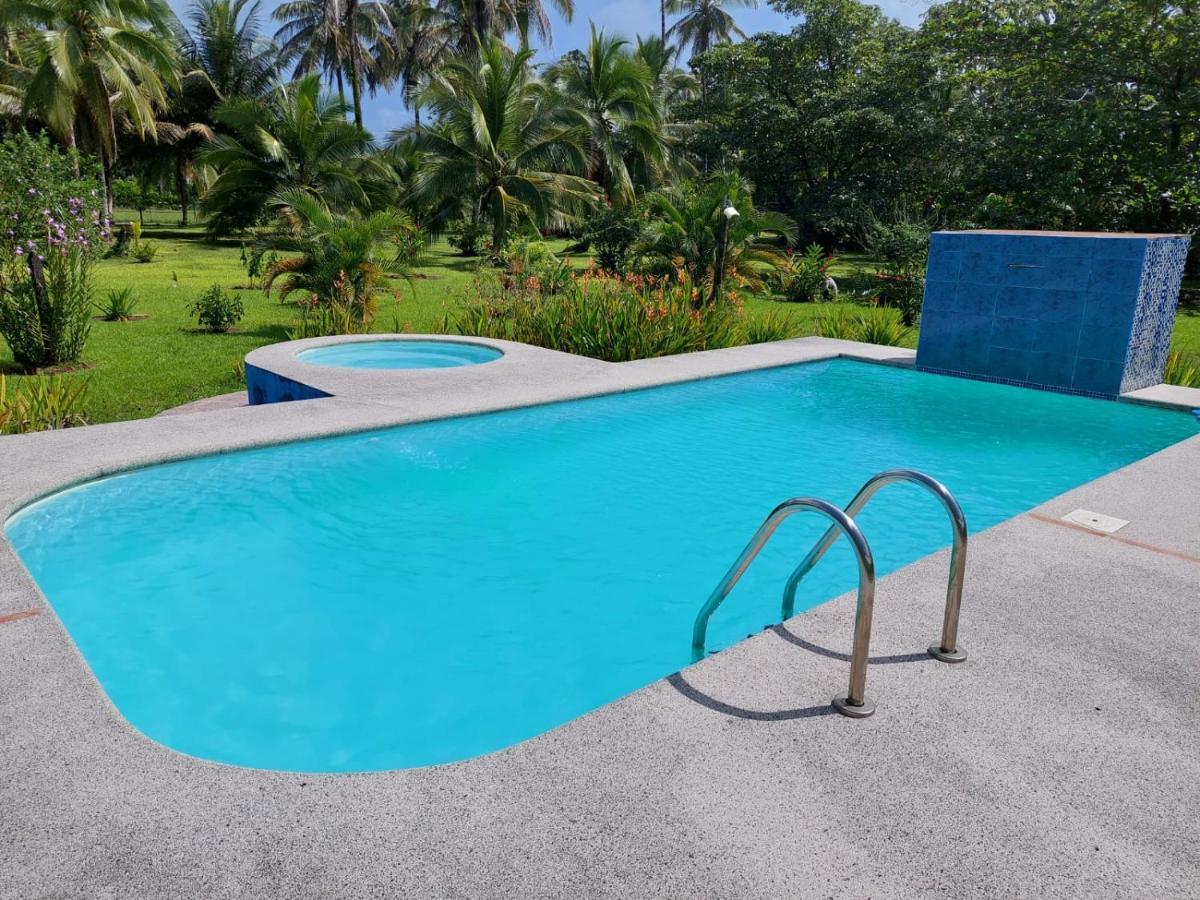 All Rankins Eco-Lodge Tortuguero Exterior photo
